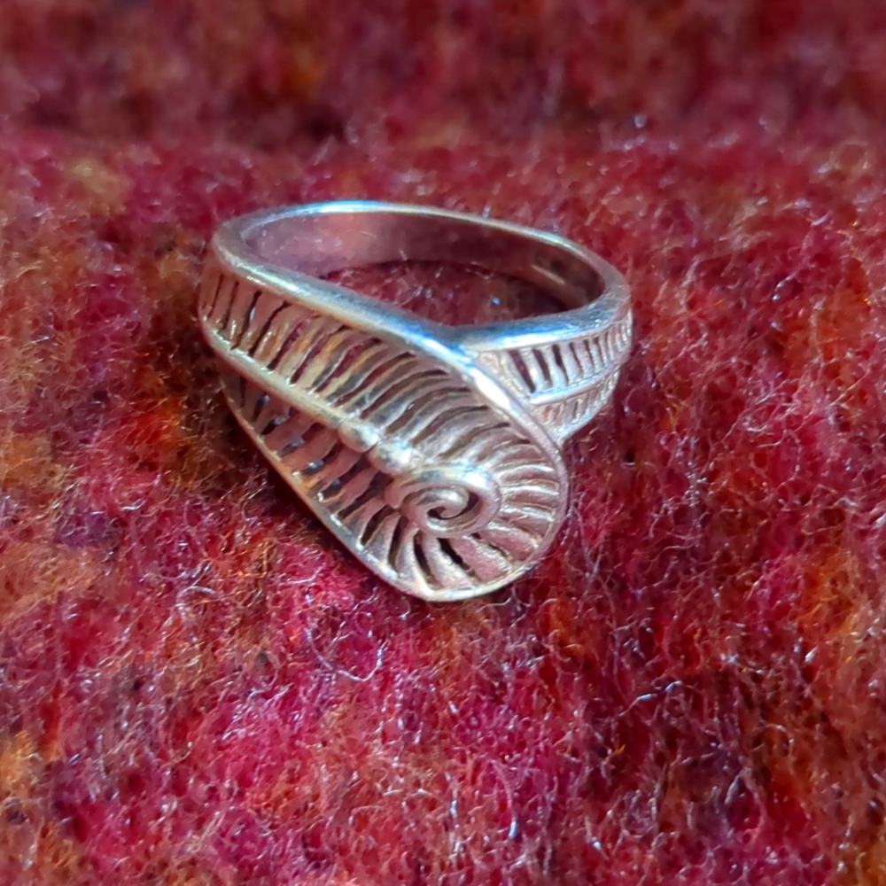 925 sterling silver cfj modern swirl ring size 9ish
